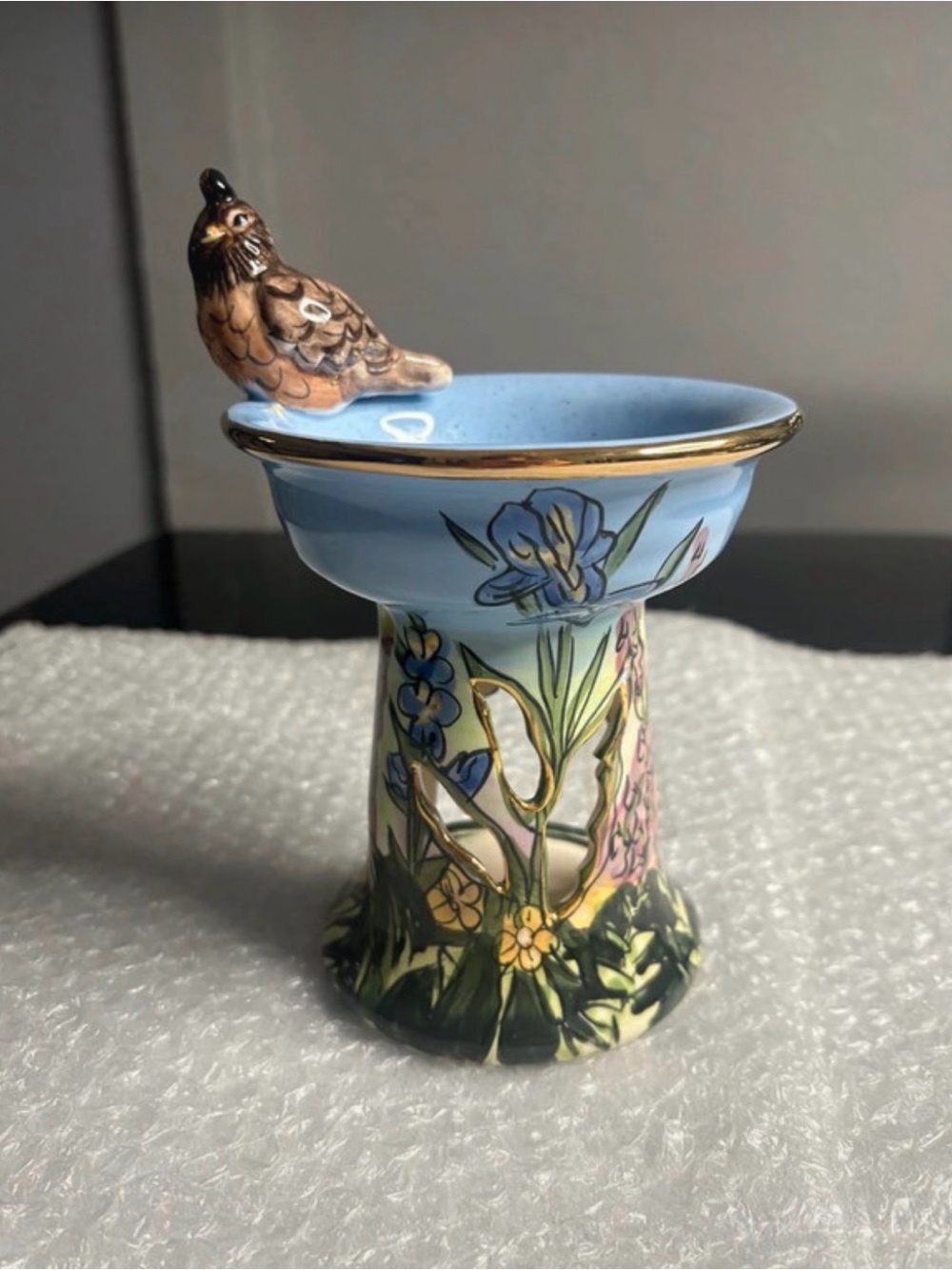 Blue sky “Robin’s  Song” bird bath
